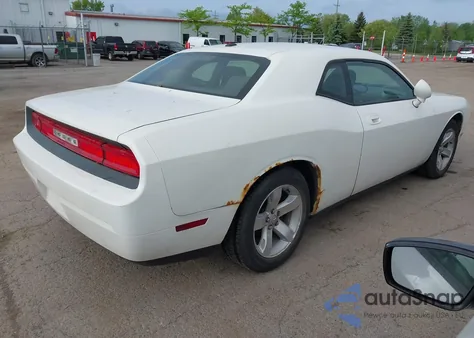2009 Dodge Challenger Se/Sxt from USA, damaged, VIN 2B3LJ44V39H577140